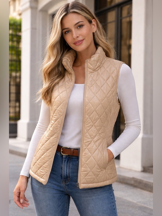 Time and Tru Jackets & Blazers - NWOT Time and Tru Quilted Sleeveless Vest in Tan